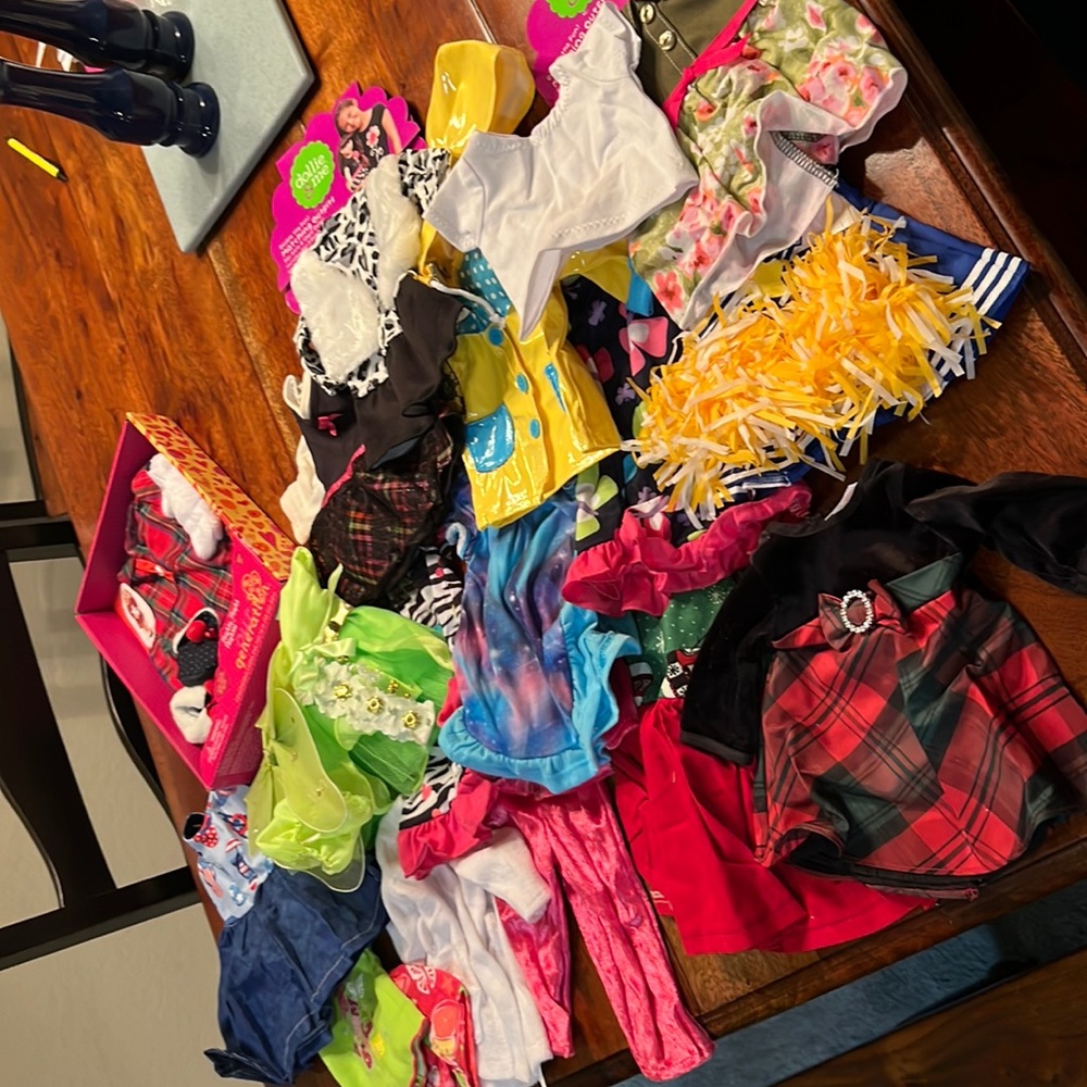 Clothes for 18 inch dolls